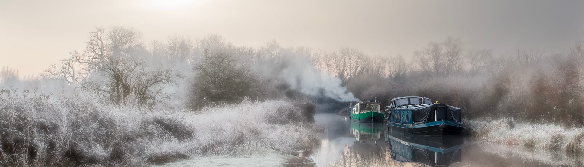 winter photography along the Kennet and Avon Canal by Stephen Paul Young