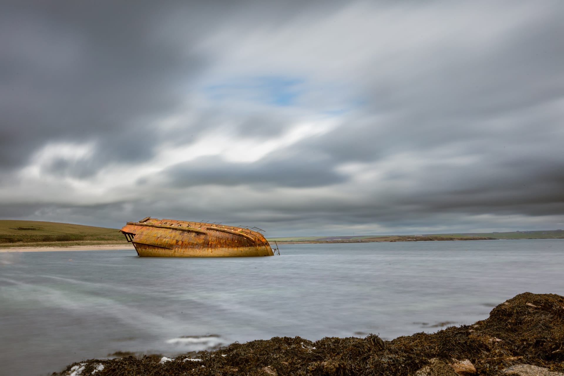 Exploring the Mysteries of Shipwreck Photography
