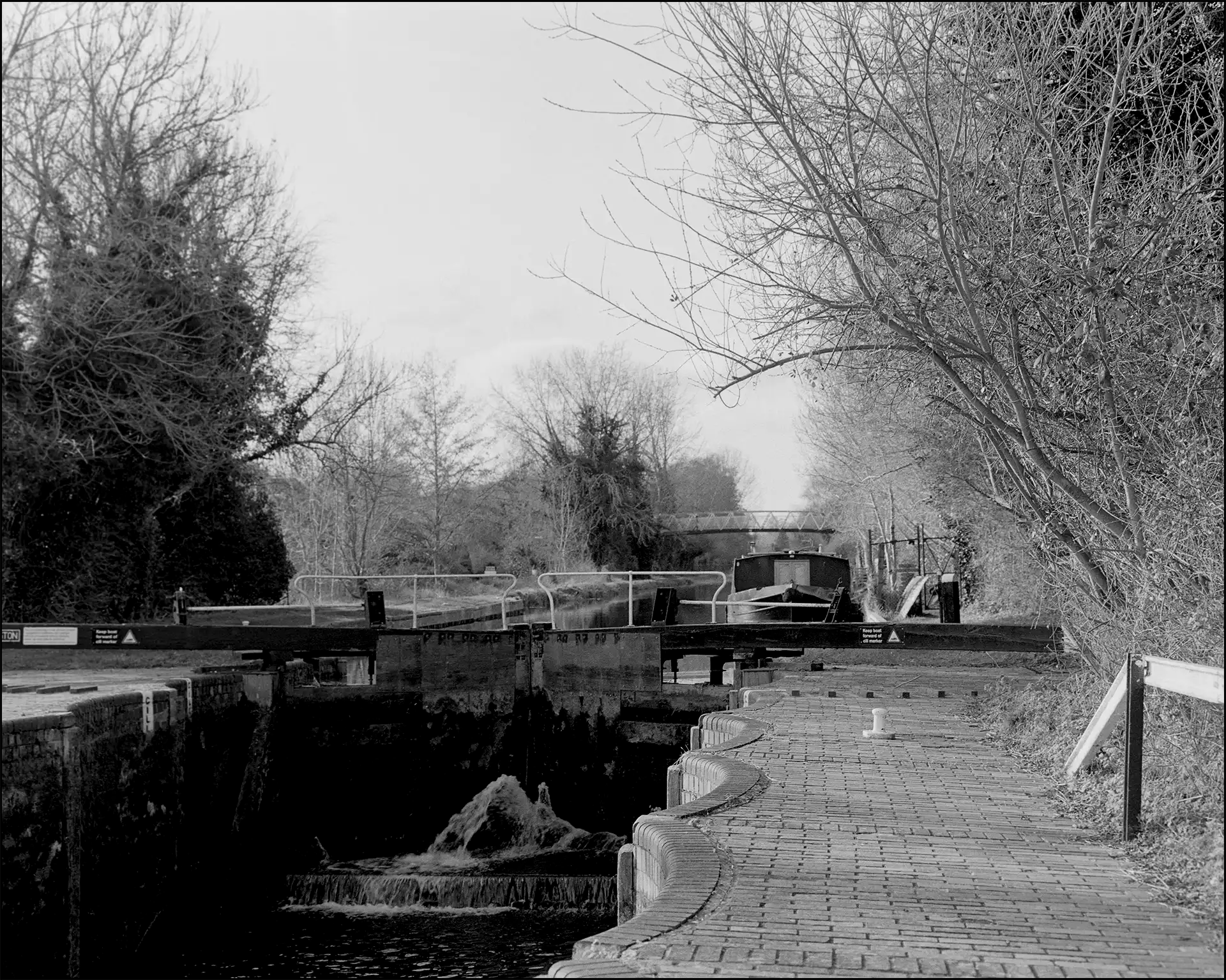 Aldermaston Wharf Lock photographed on Kentmere Film